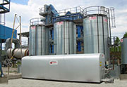 Bitumen storage tank with vertical cylindrical and  parallelepiped section 