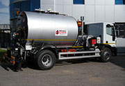 Homologated, hydraulic emulsion spraying machine, type SPEM/MP, with rear engine and thermal oil boiler.