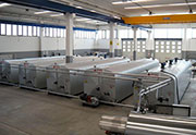Installation automatique pour stockage et réchauffage du bitume, avec section parallélépipede, capacité 30 m3 , complète avec chaudière.